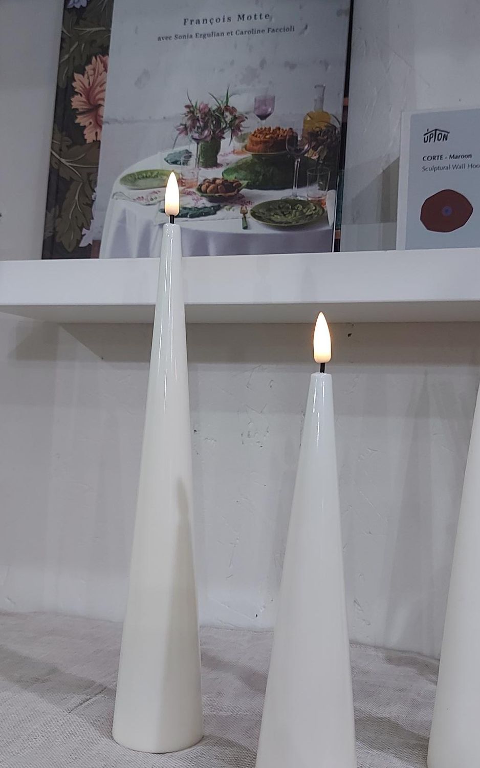 Chandelle deluxe CONE - LED 8&#39;&#39;