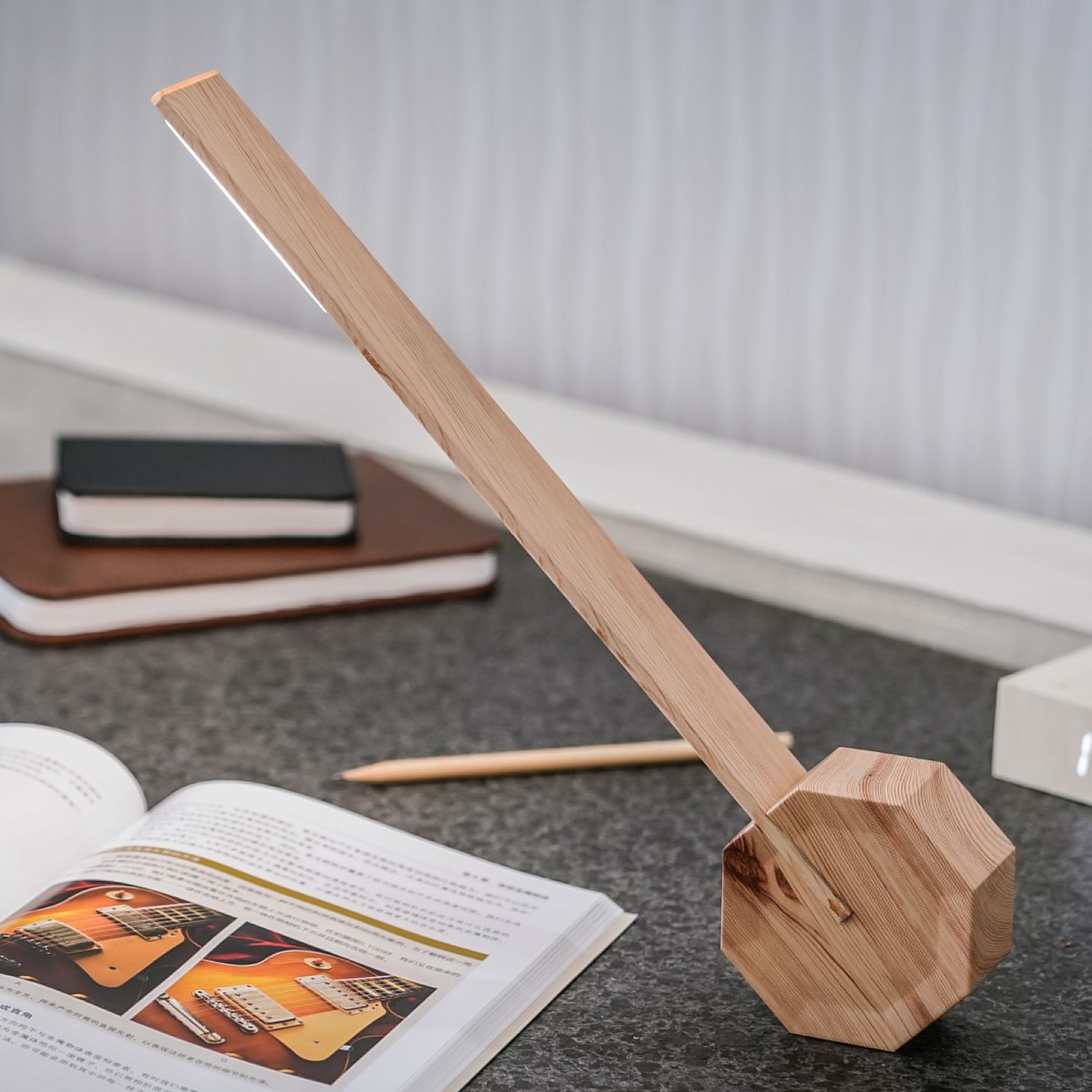 Lampe de bureau Octagon