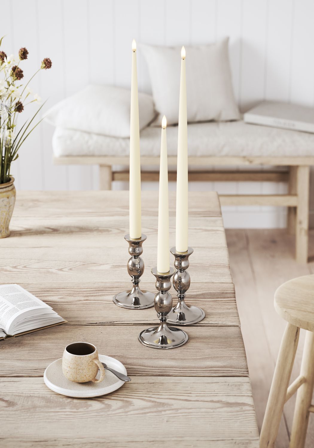 Deluxe taper candle 11.2&#39;&#39; (28cm) in Salvie green LED