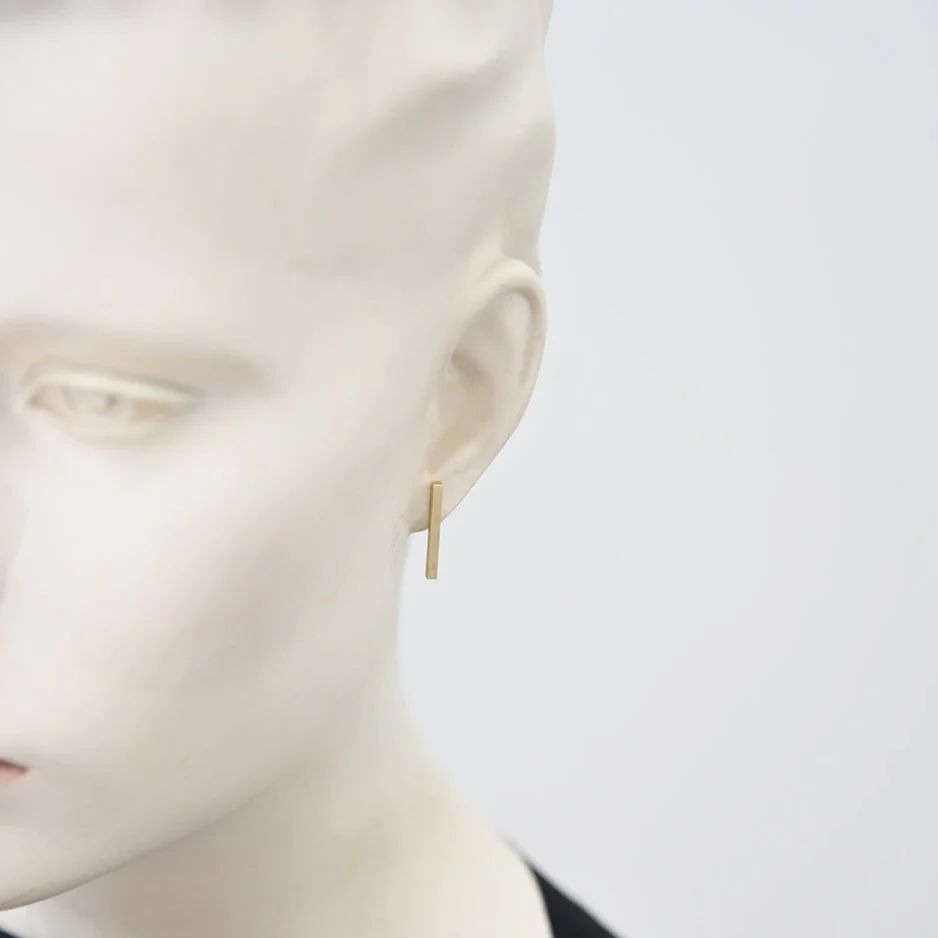 Clous d&#39;oreille BAR Collection FS - Or satin (Cda)