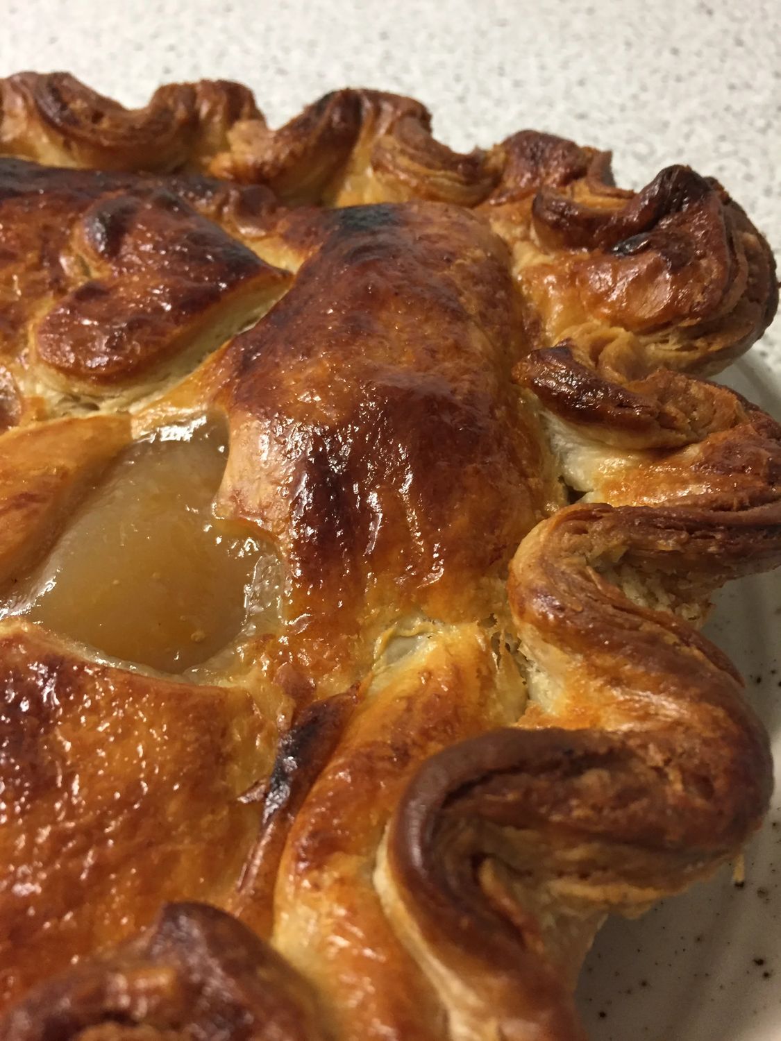 Tarte congelée prête à cuire : Pommes et érable - Cabane sur le roc (Qc)