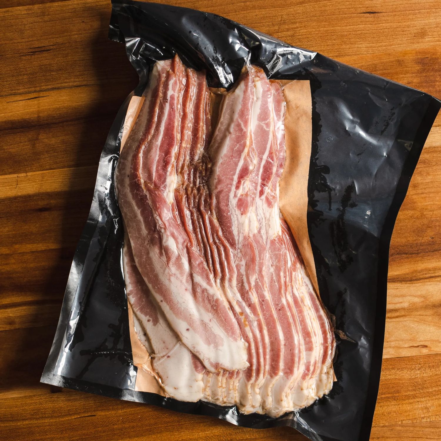 Bacon de porcelet GASPOR fumé au bois d&#39;érable (Qc)
