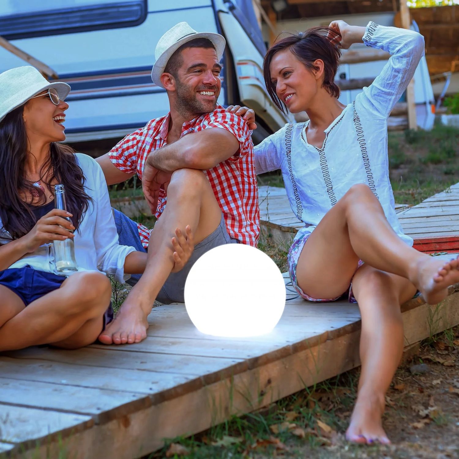 Lampe extérieure flottante à recharge solaire (Espagne)