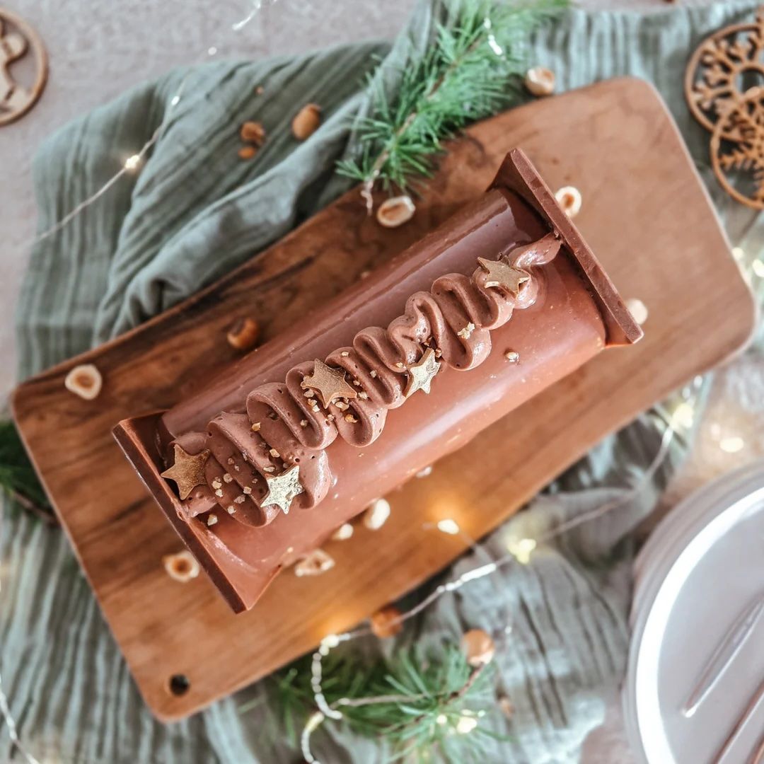 Bûche 2025 LA CLASSY 6 à 8 personnes (Qc)