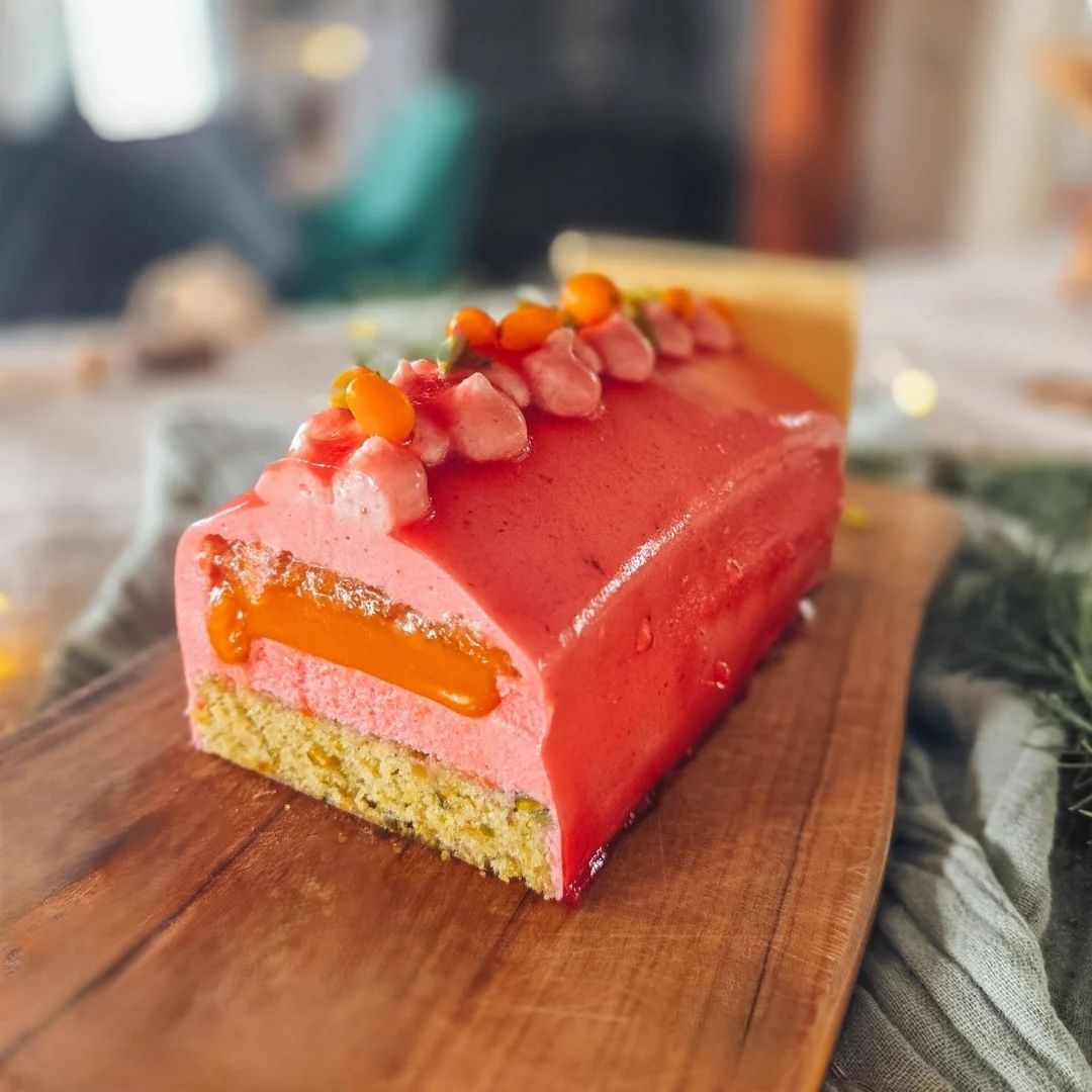 Bûche 2025 ROSE DES NEIGES 6 à 8 personnes (Qc)