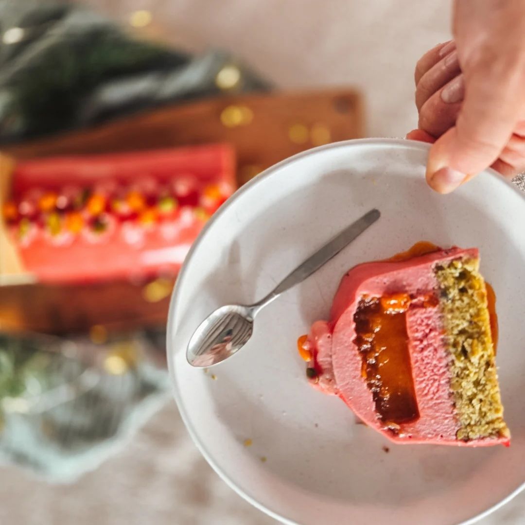 Bûche 2025 ROSE DES NEIGES 6 à 8 personnes (Qc)