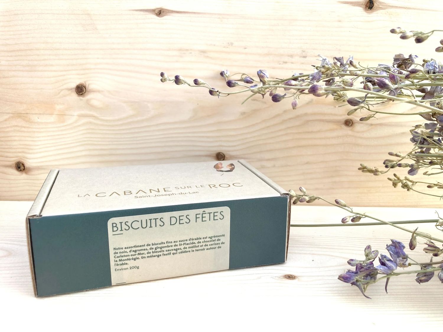 Boîte de biscuits des Fêtes de Cabane sur le Roc (Qc)