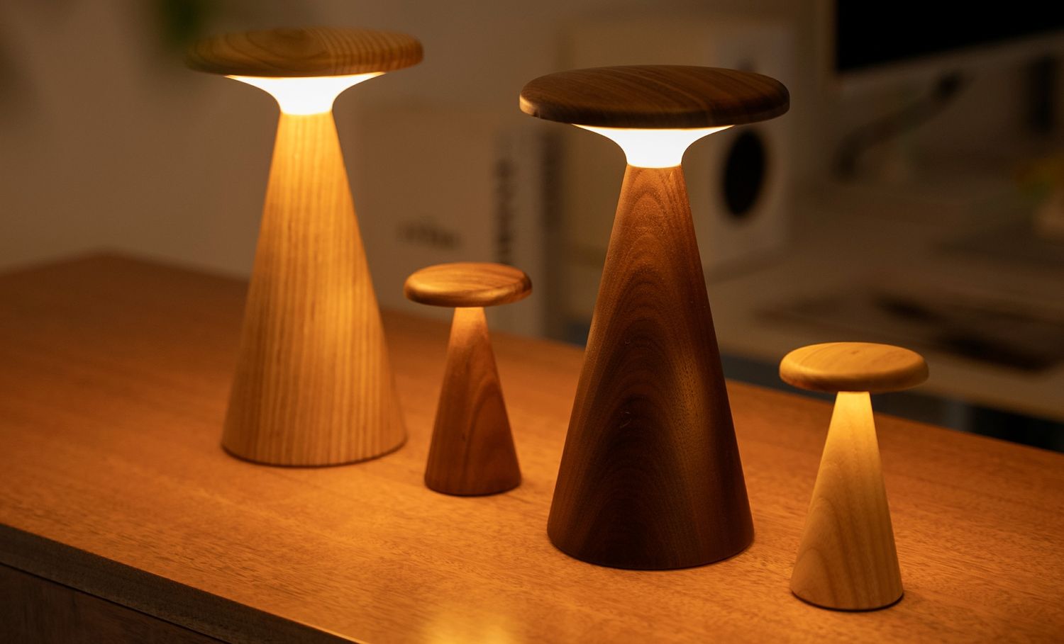 Lampe de table Sylva en bois - grande