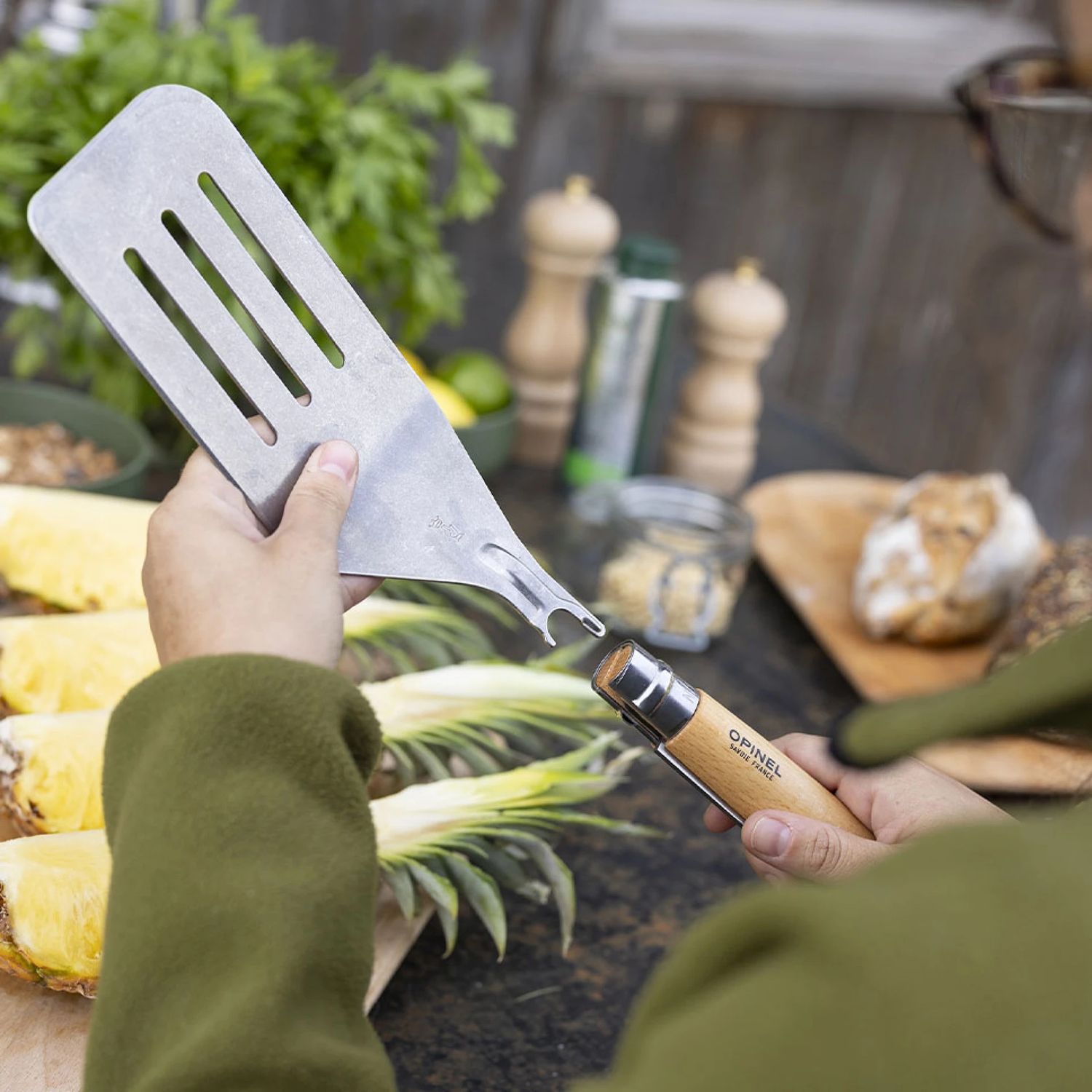 Opinel - Ensemble BBQ - Fourchette - Spatule - Couteau (Fr)