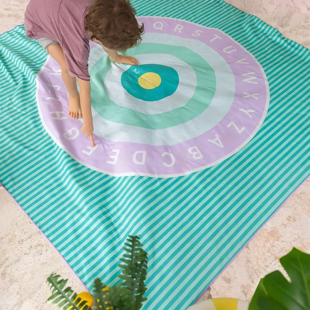 Serviette de jeu microfibres XL 180x180 - fléchettes/petit bac - Quut