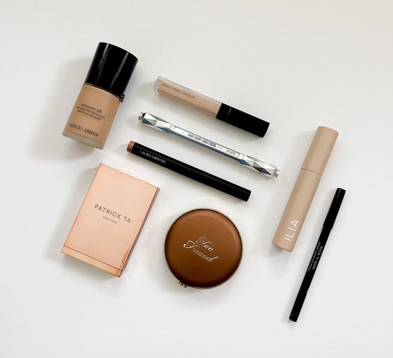 Makeup  / Eyelashes/ Eyeshades pallette/ Bodyspry,s/ Perfuems/Gents Watch/  Gents Vest/ Lipsticks/ Mascara/Liner/Faceserum/
