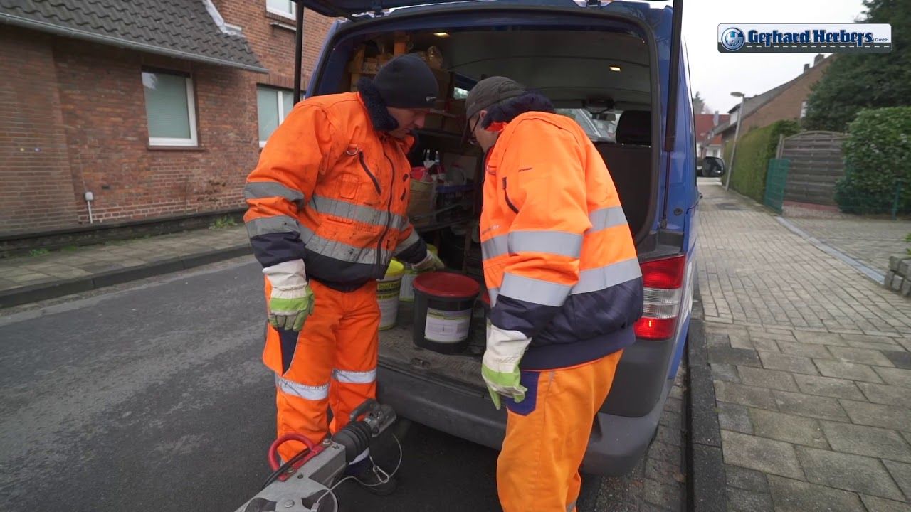 RR Road Repair Gussasphalt thermoplastischer Reparaturasphalt Körnung 0/5 14kg - 33 Kübel (Palette)
