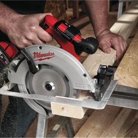Milwaukee Akku-Handkreissäge M18BLCS66-0X