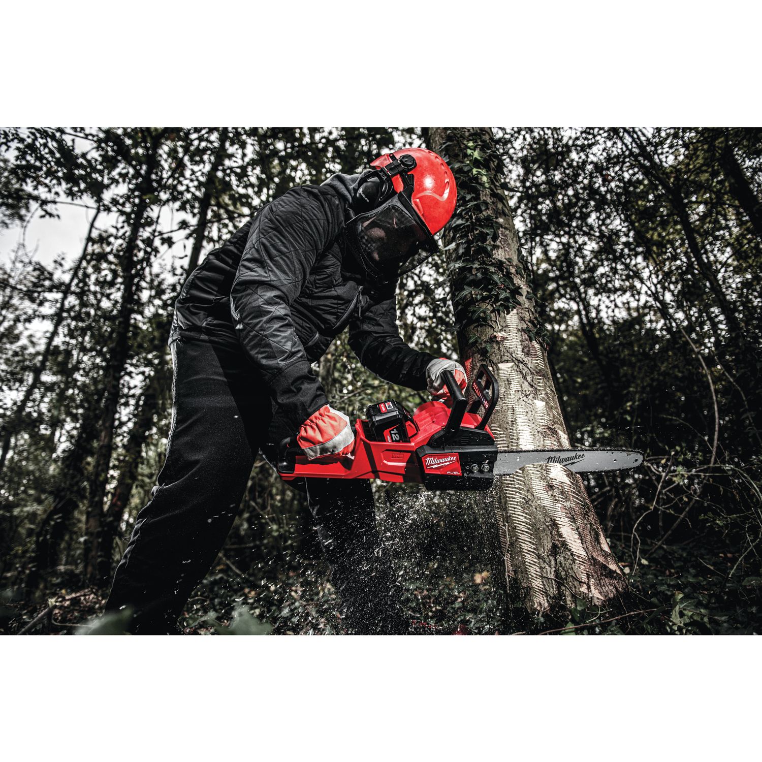 MILWAUKEE FUEL™ Akku-Kettensäge 40cm M18FCHS-0