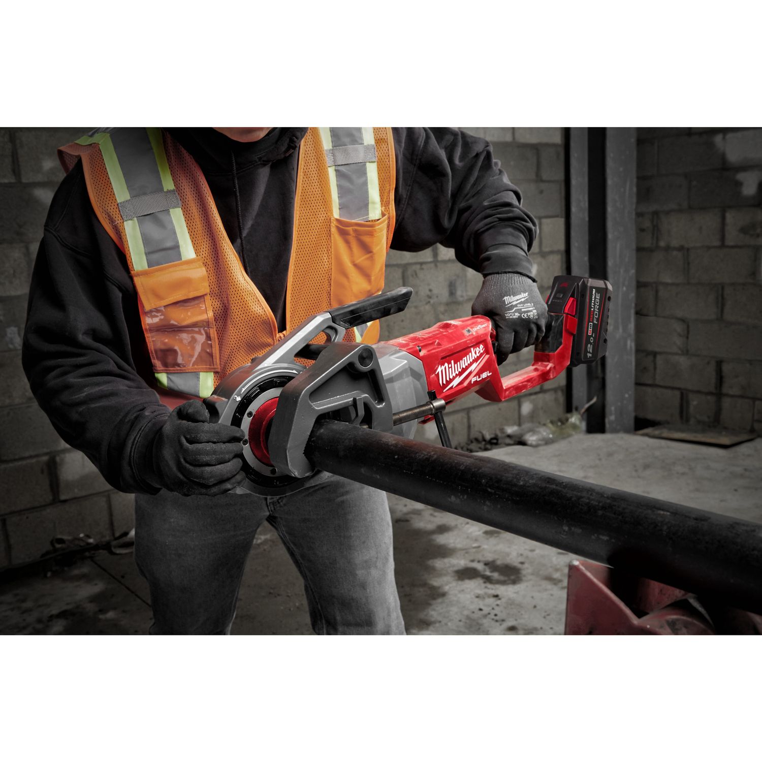MILWAUKEE M18 FUEL™ 2˝ Gewindeschneidkluppe M18FPT2-121C