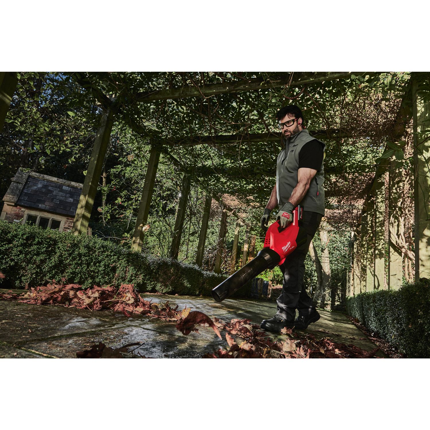 MILWAUKEE 	 M18 FUEL™ Akku-Gebläse M18FBLG3-802