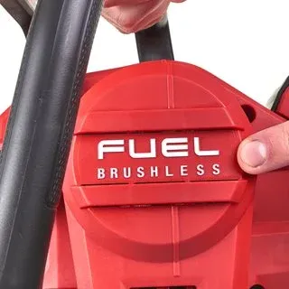 MILWAUKEE 	 M18 FUEL™ Akku-Kettensäge 30-cm-Schwert M18FCHSC-122