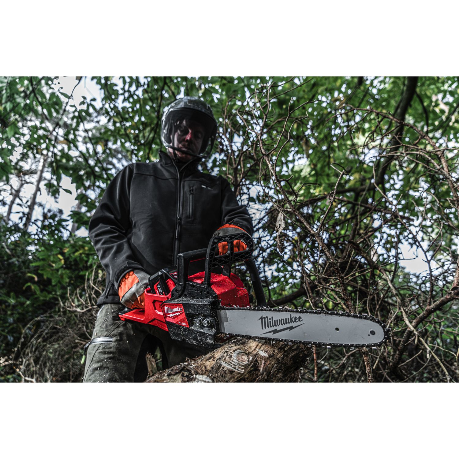 MILWAUKEE 	 M18 FUEL™ Akku-Kettensäge 35-cm Schwert M18FCHS35-122