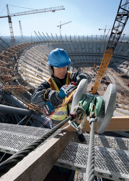 BOSCH Akku-Winkelschleifer GWS 18V-10 P, im Karton