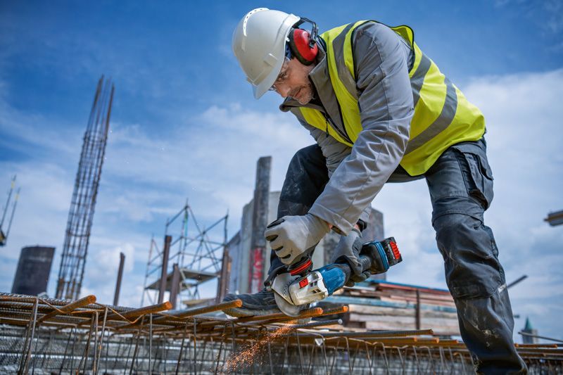 BOSCH Akku-Winkelschleifer BITURBO GWS 18V-15 P, L-BOXX