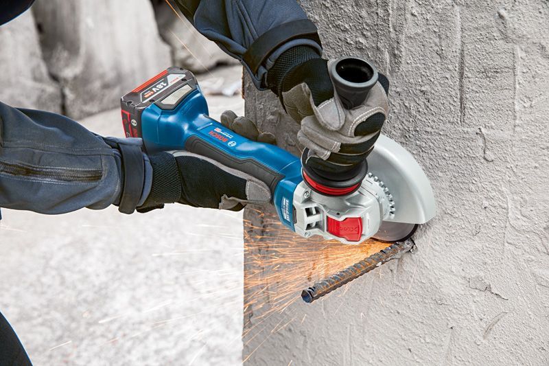 BOSCH Akku-Winkelschleifer mit X-LOCK GWX 18V-10 P, L-BOXX