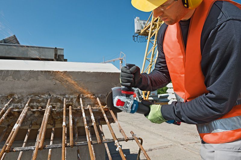 BOSCH Akku-Winkelschleifer mit X-LOCK GWX 18V-10 P