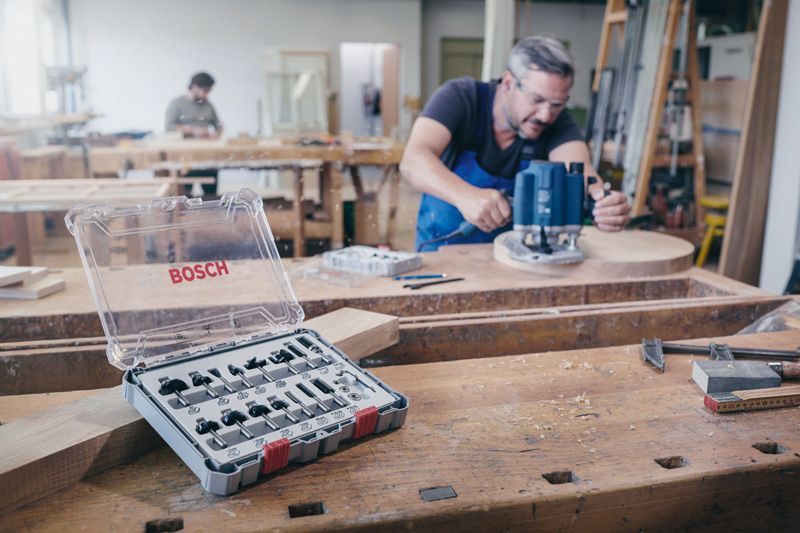 BOSCH 15-teiliges Fräser-Set, 6-mm-Schaft