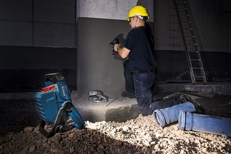 BOSCH Akku-Bauleuchte GLI 18V-2200 C