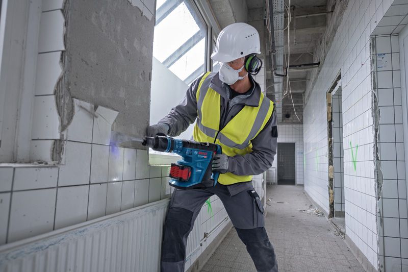 BOSCH Akku-Bohrhammer BITURBO mit SDS max GBH 18V-40 C, mit XL-BOXX