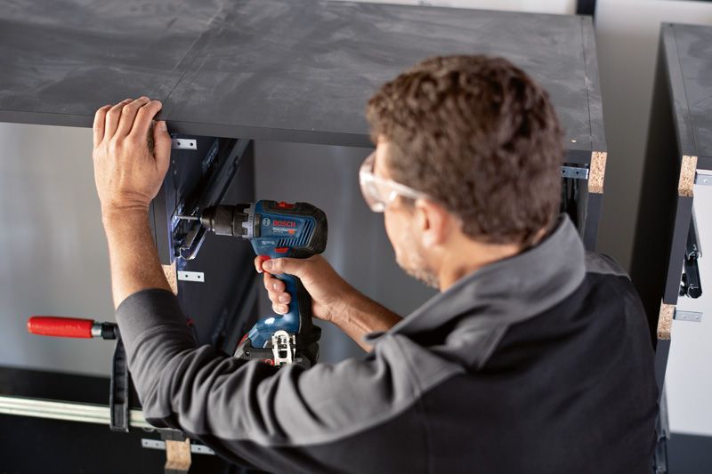 BOSCH Akku-Bohrschrauber GSR 18V-55, 2 x Akku ProCORE18V, Schnellladegerät GAL 18V-40