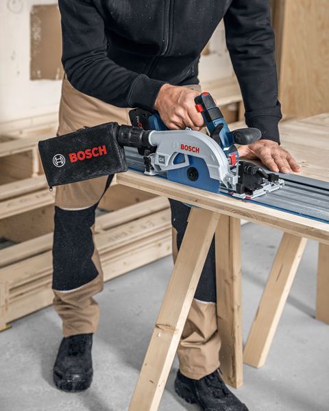 BOSCH Akku-Kreissäge GKS 18V-57-2 GX, Karton + FSN 44