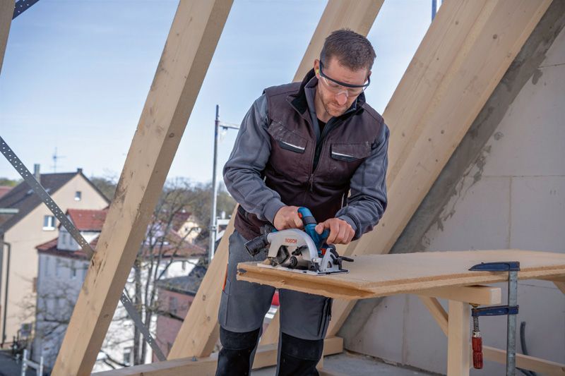BOSCH Akku-Kreissäge GKS 18V-57-2, 2 x Akku ProCORE18V 5.5 Ah, Ladegerät, L-BOXX