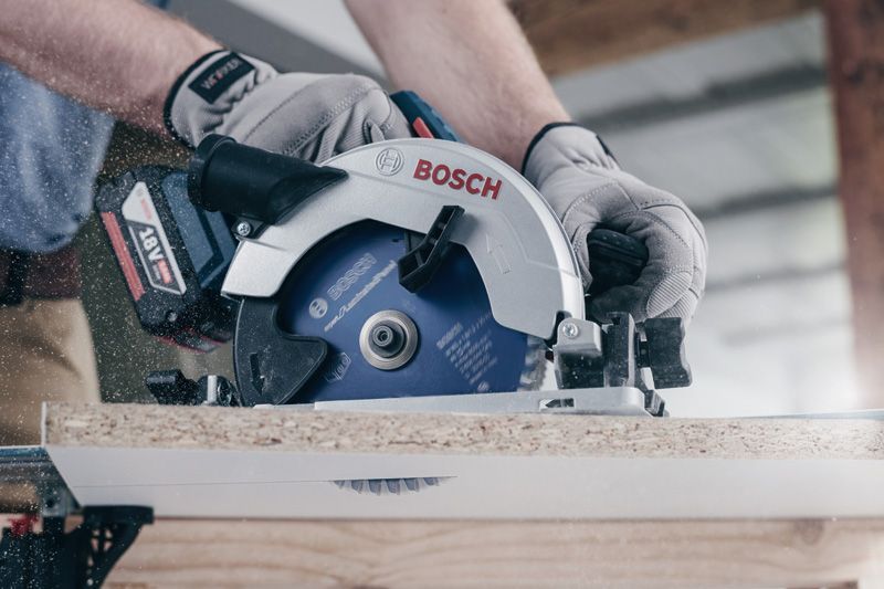 BOSCH Akku-Kreissägeblatt Expert for Laminated Panel, 210 x 2,1/1,4 x 30, 66 Zähne
