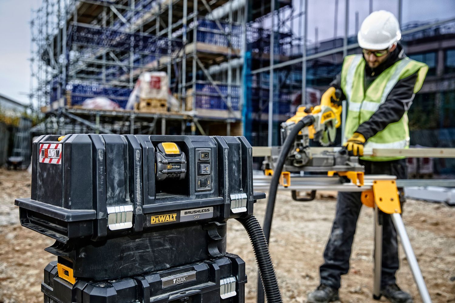 DEWALT Flexvolt DCV586MK-XJ 54 Volt Akku-Sauger M-Klasse BL