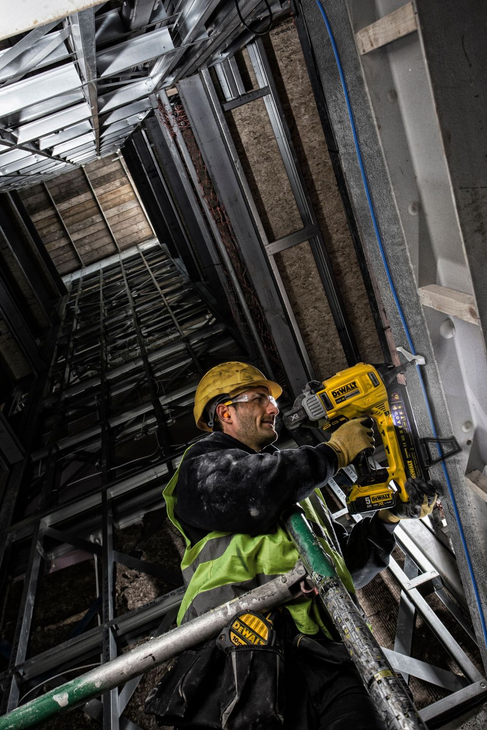 DEWALT DCN890N-XJ Akku-Betonnagler, 18V, Basisv.