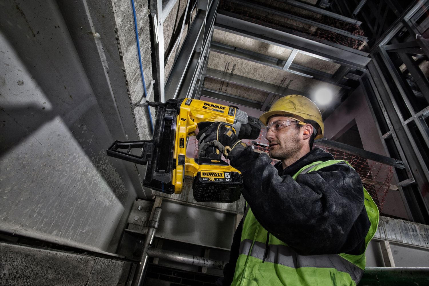 DEWALT DCN890N-XJ Akku-Betonnagler, 18V, Basisv.