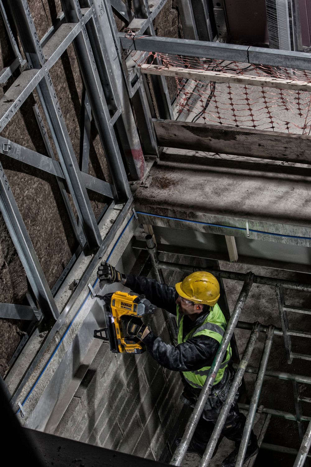 DEWALT DCN890N-XJ Akku-Betonnagler, 18V, Basisv.