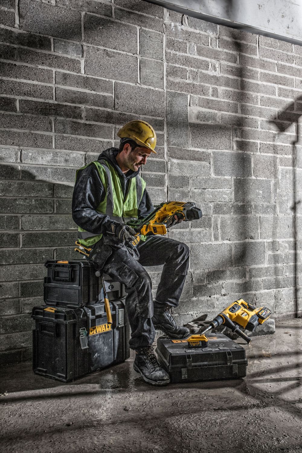 DEWALT DCN890N-XJ Akku-Betonnagler, 18V, Basisv.