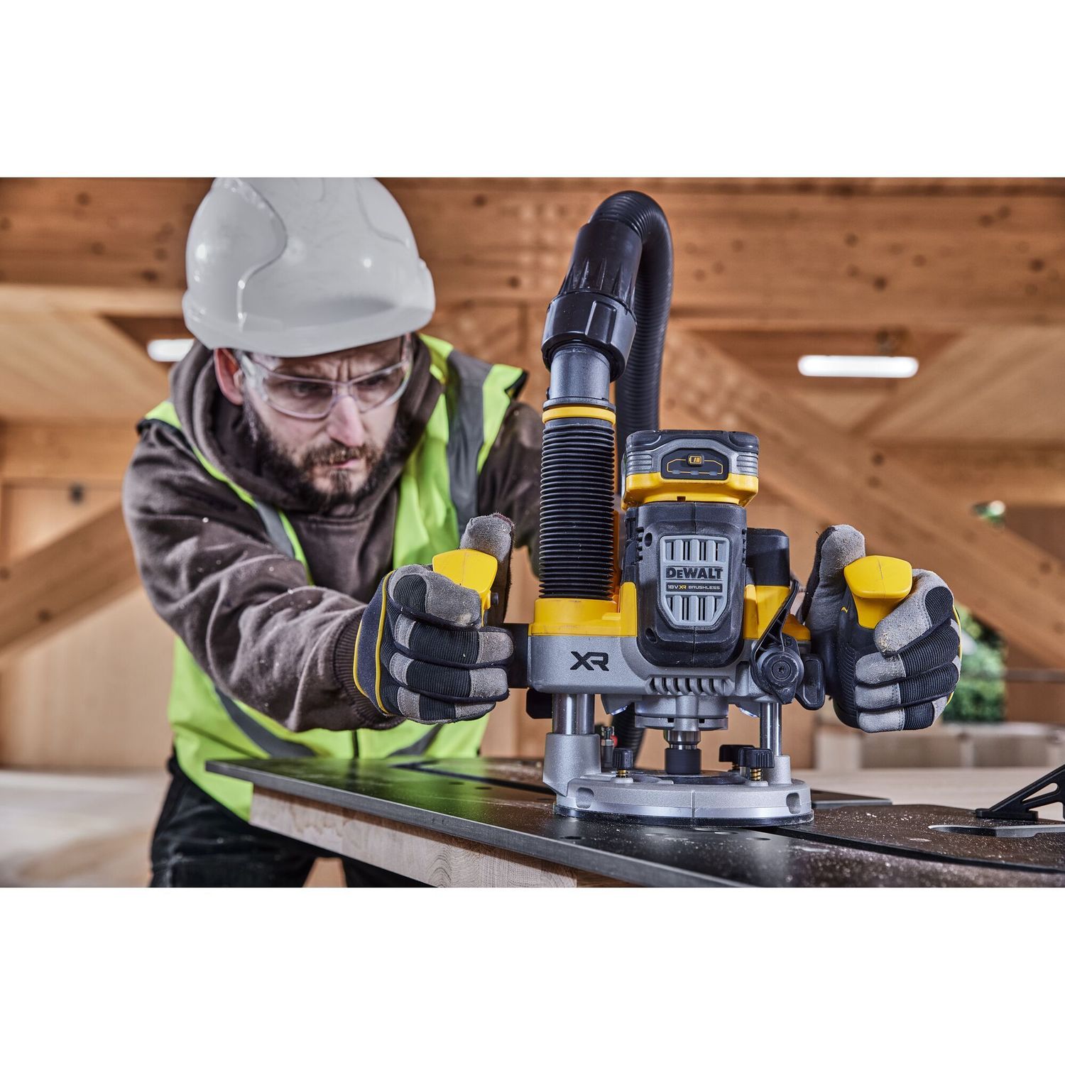 DEWALT DCW620NT-XJ Akku-Oberfräse, 18 V (Basisv.)