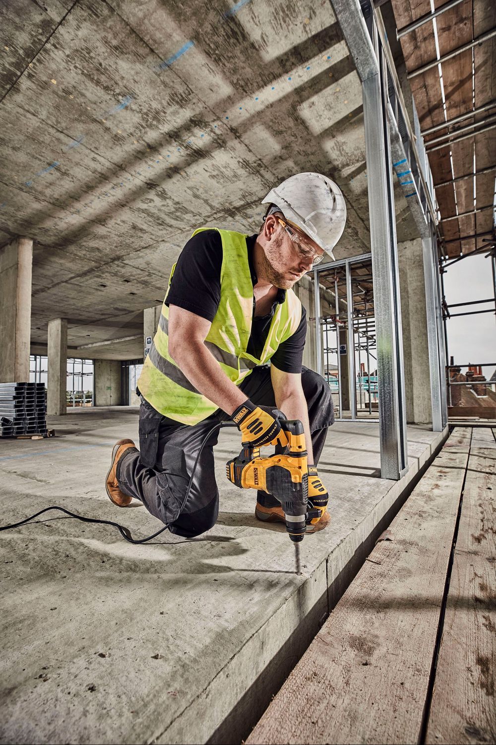 DEWALT D25333K-QS Kombihammer SDS-plus 30mm 950Watt