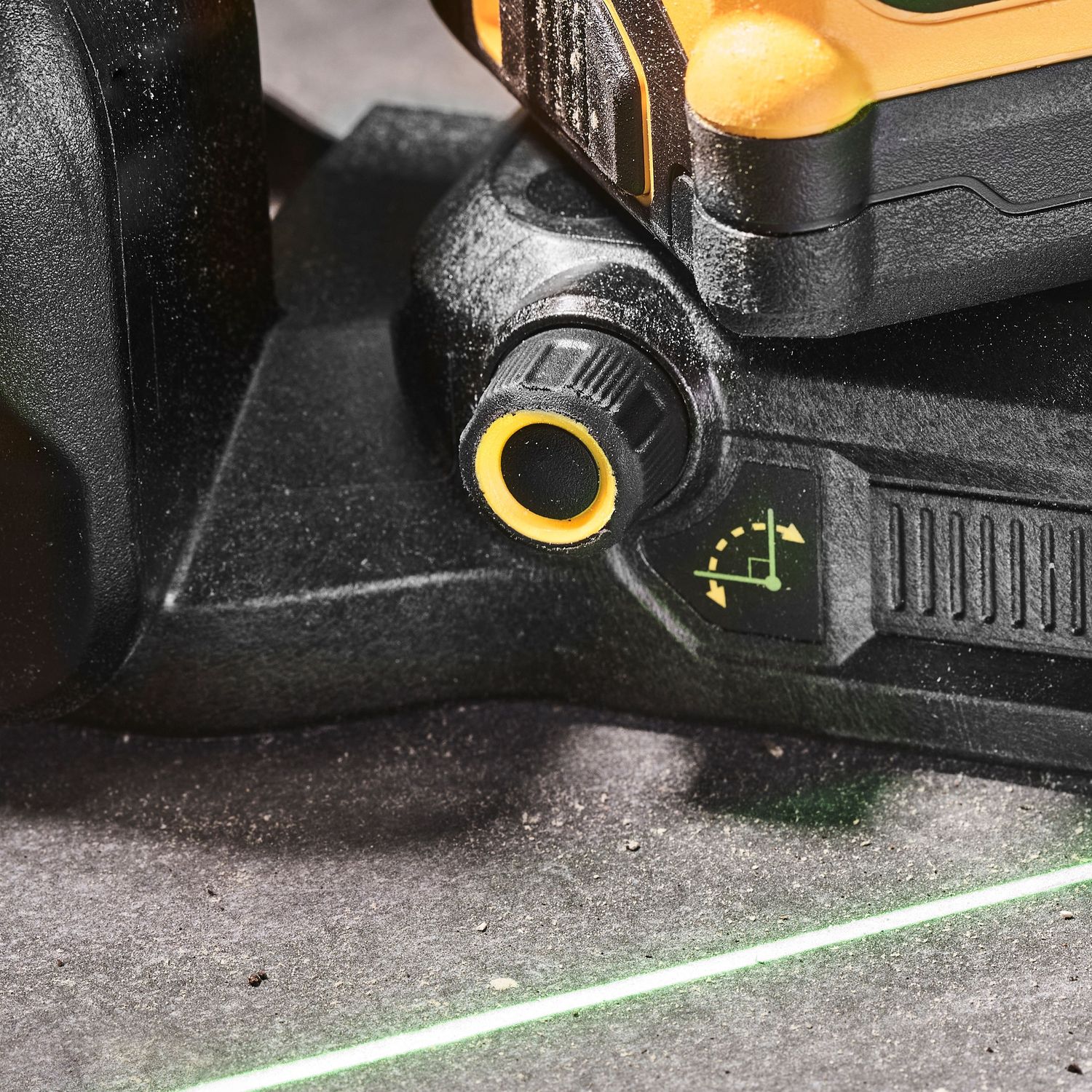 DEWALT DCE089NG18-XJ 3x360 Multilinien Laser Gruen 18V,Bare