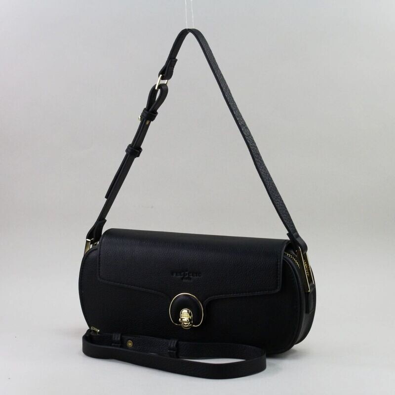 583063 Black
