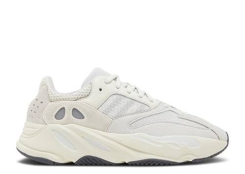 Yeezy 700 Analog