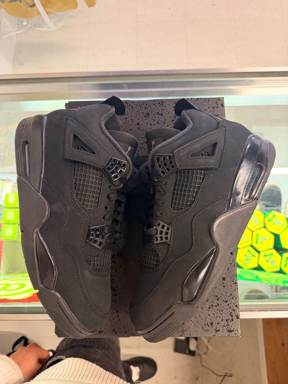 Pre-owned Jordan 4 Black Cat (2025)