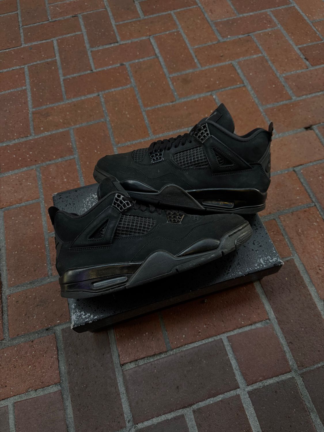 Pre-Owned Jordan 4 Black Cat (2025)
