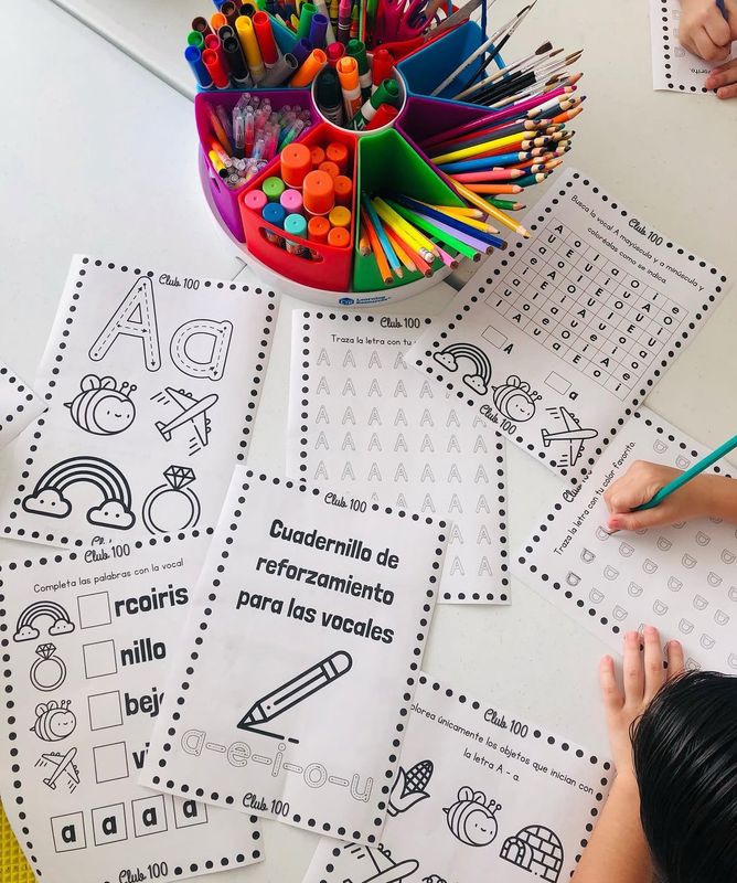 Cuadernillo vocales + recortable