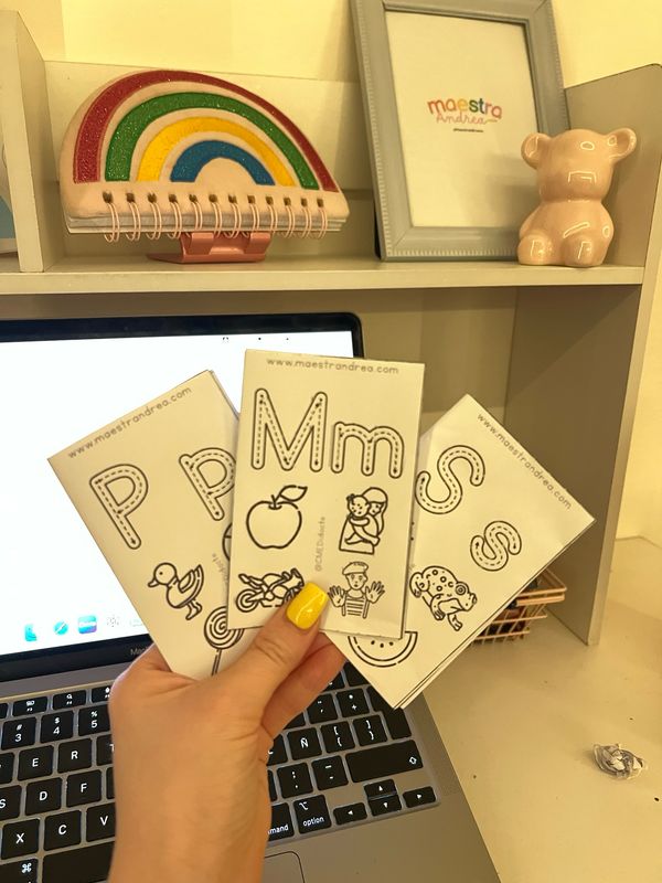 Mini librito sílabas: M