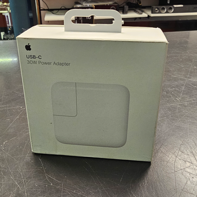 USB‑C-lichtnetadapter van 30 W | NIEUW | Elders gezien voor 45 euro