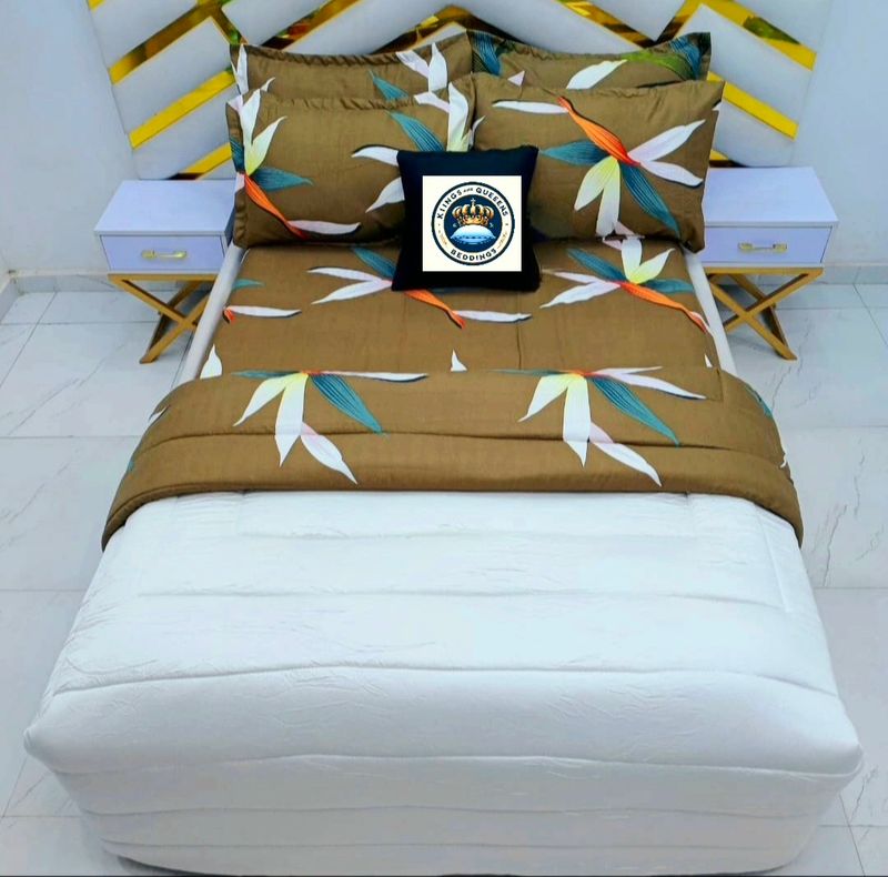 100% cotton 2-1 white and brown snowdrop bedsheet and comforter set.