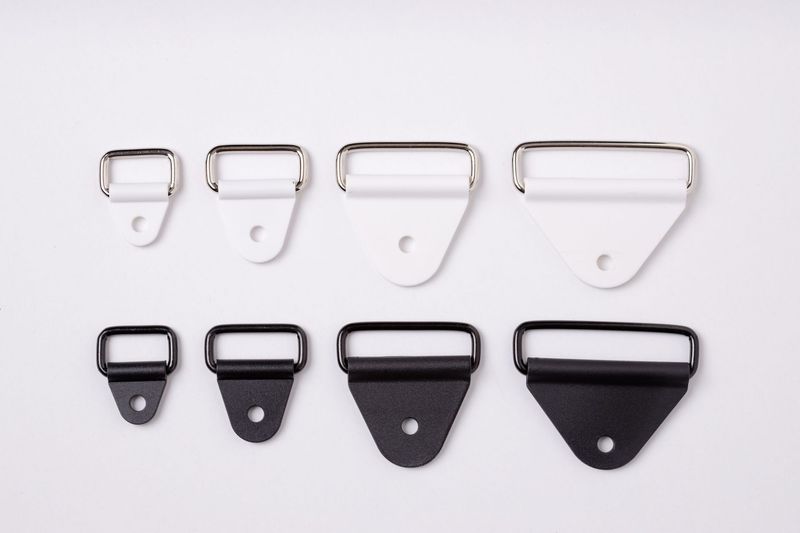 Chafe w/Metal D-Ring